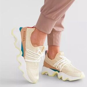 SOREL Kinetic II Lace Bleached Ceramic Size 9